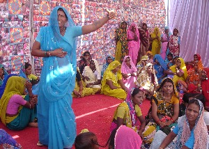 2009 Power Of Cloth